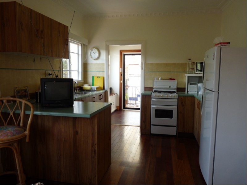 118 Moreton Avenue, Wynnum QLD 4178