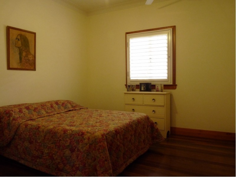 118 Moreton Avenue, Wynnum QLD 4178