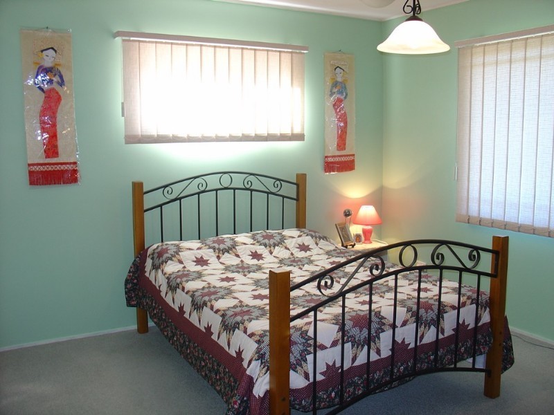 2 Gwynne Street, Wynnum West QLD 4178