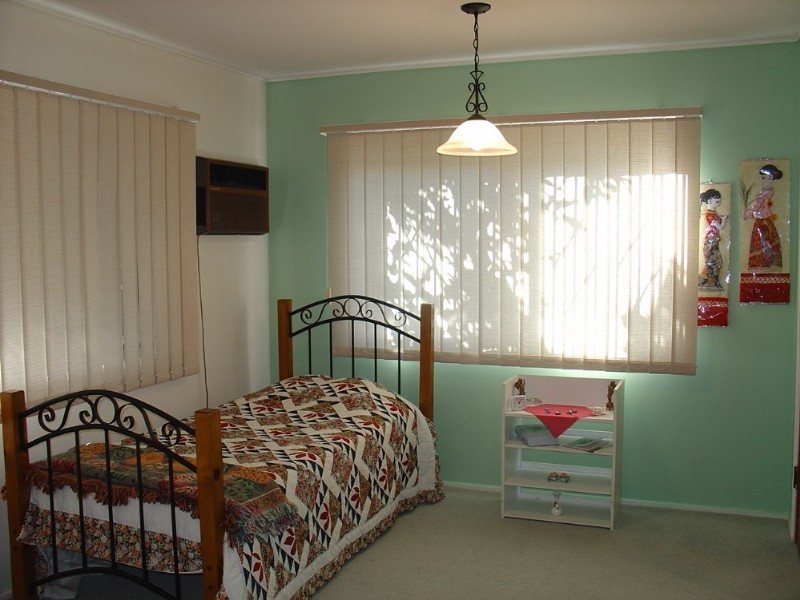 2 Gwynne Street, Wynnum West QLD 4178