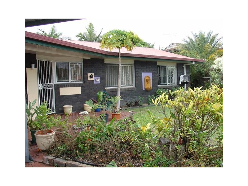 2 Gwynne Street, Wynnum West QLD 4178