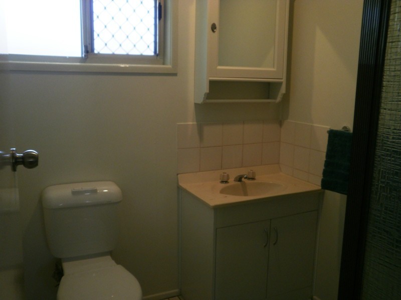 2/43 Drayton Terrace, Wynnum QLD 4178