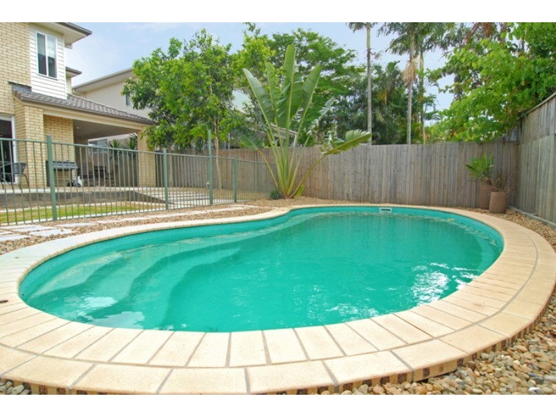 56 MacDonald Street, Lota QLD 4179