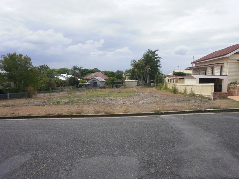 7 Berringar Street, Wynnum QLD 4178