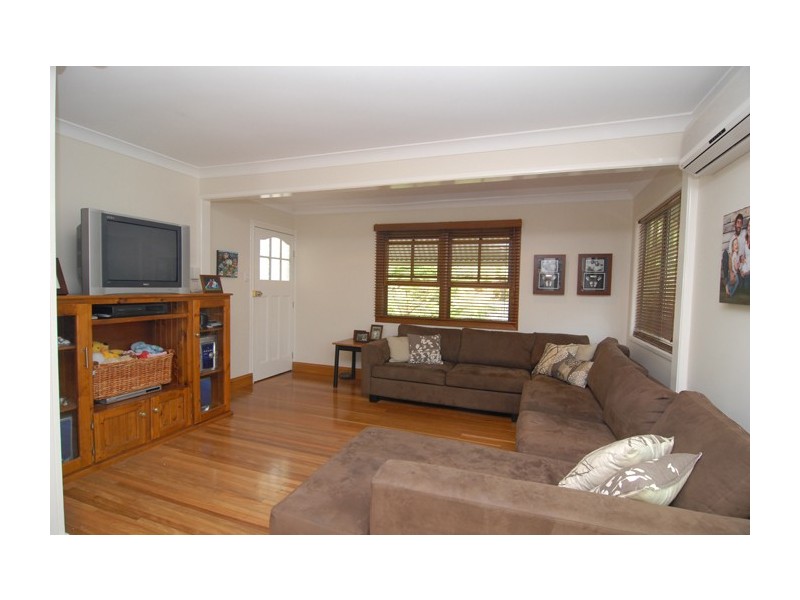 14 Hardwick Street, Wynnum West QLD 4178