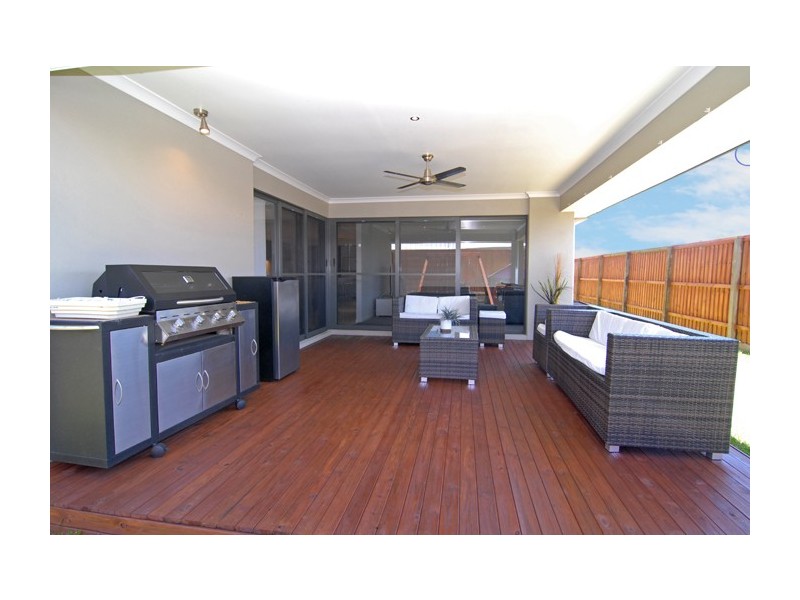 14 Lennox Court, Manly West QLD 4179
