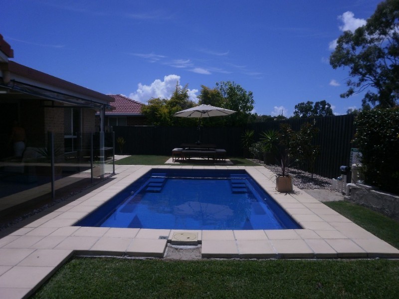 16 Holland Crescent, Wynnum QLD 4178