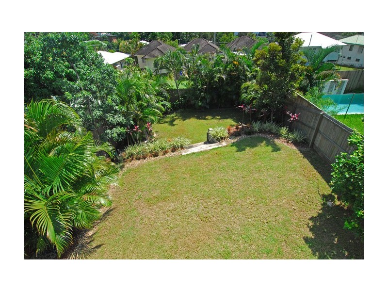 99 Waterview Avenue, Wynnum QLD 4178