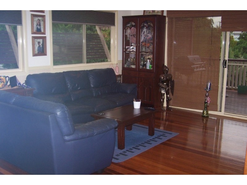 16 Pansy Street, Wynnum QLD 4178