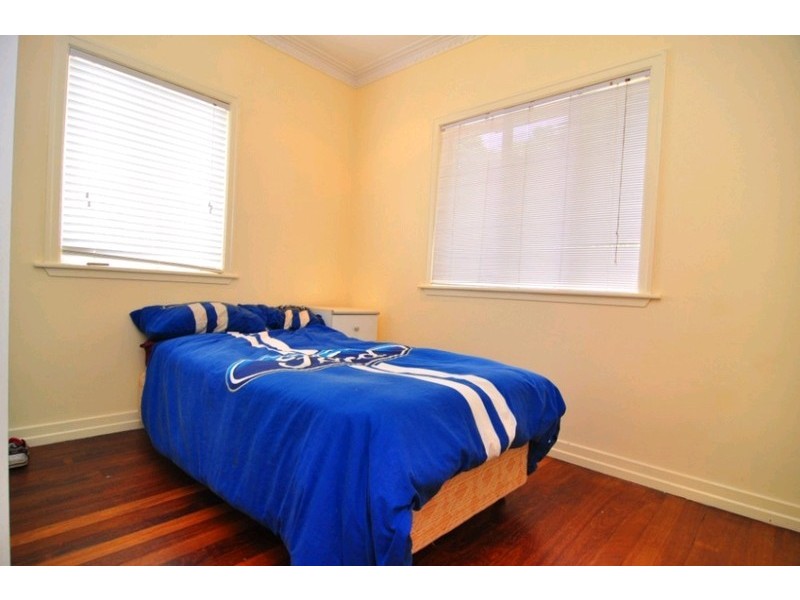 123 Ernest Street, Manly QLD 4179