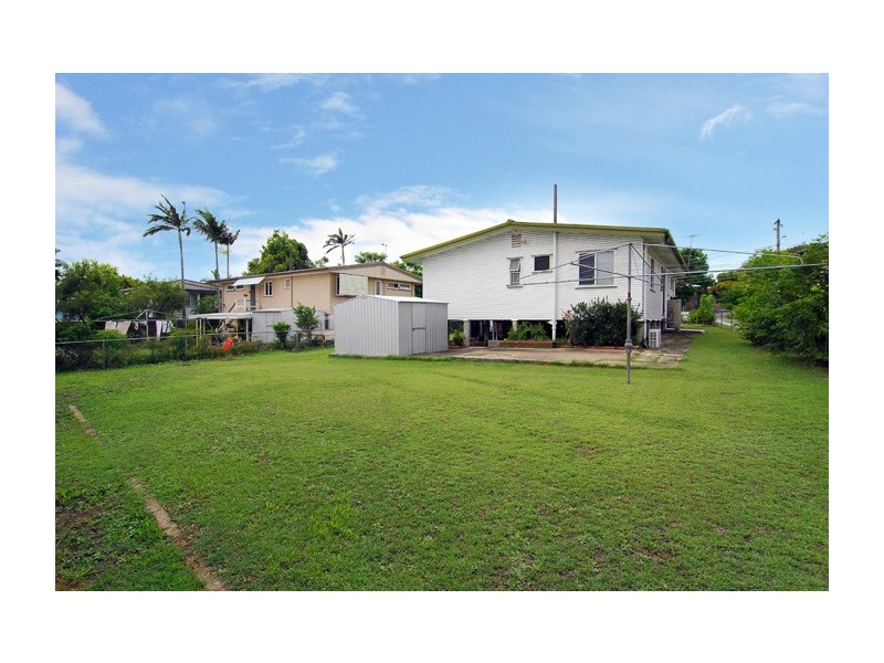 61 Curve Avenue, Wynnum QLD 4178