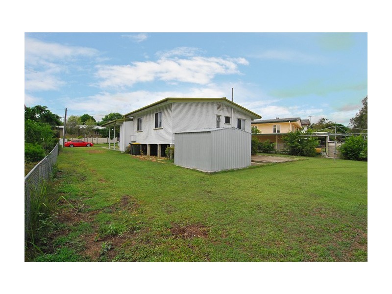 61 Curve Avenue, Wynnum QLD 4178
