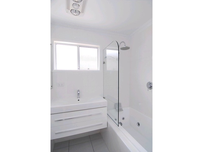 67 Mountjoy Terrace, Wynnum QLD 4178