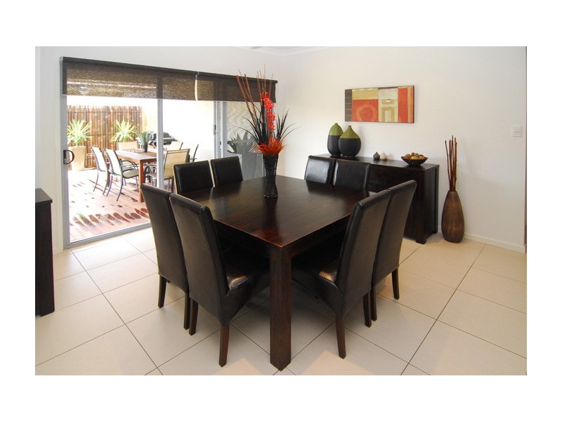 6 Lennox Close, Manly West QLD 4179