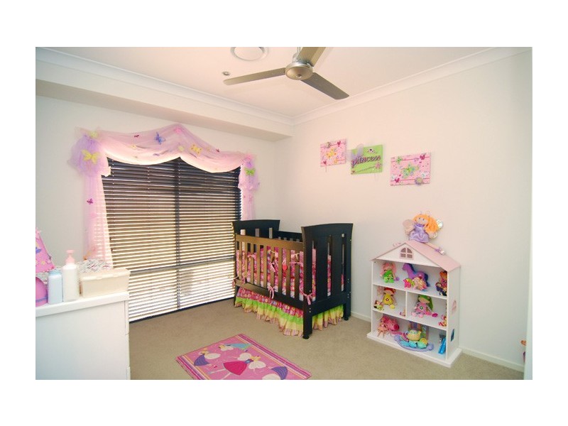 6 Lennox Close, Manly West QLD 4179