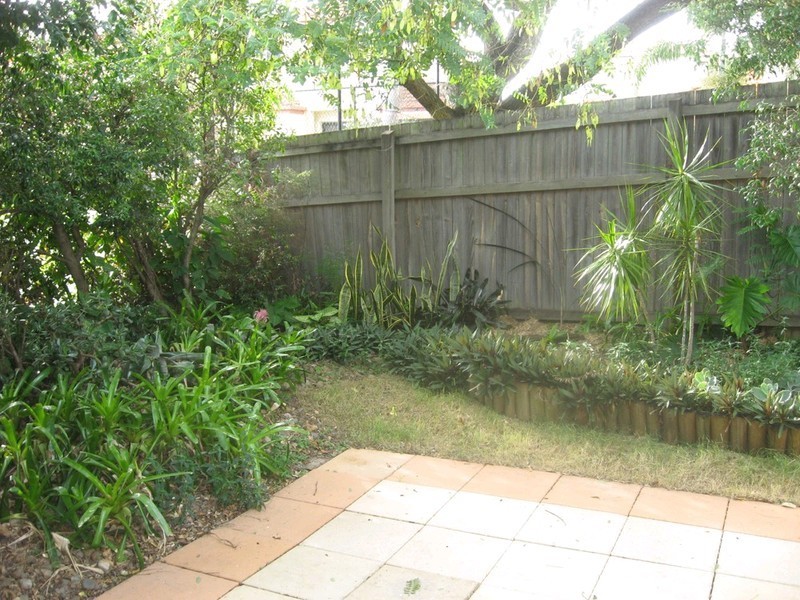 35/74 Plaza Street, Wynnum QLD 4178