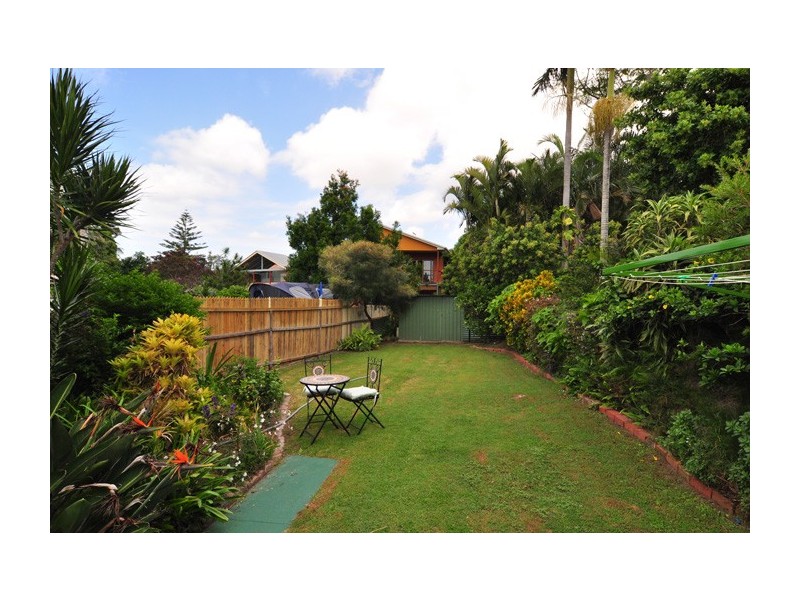 9 Regent Street, Wynnum QLD 4178