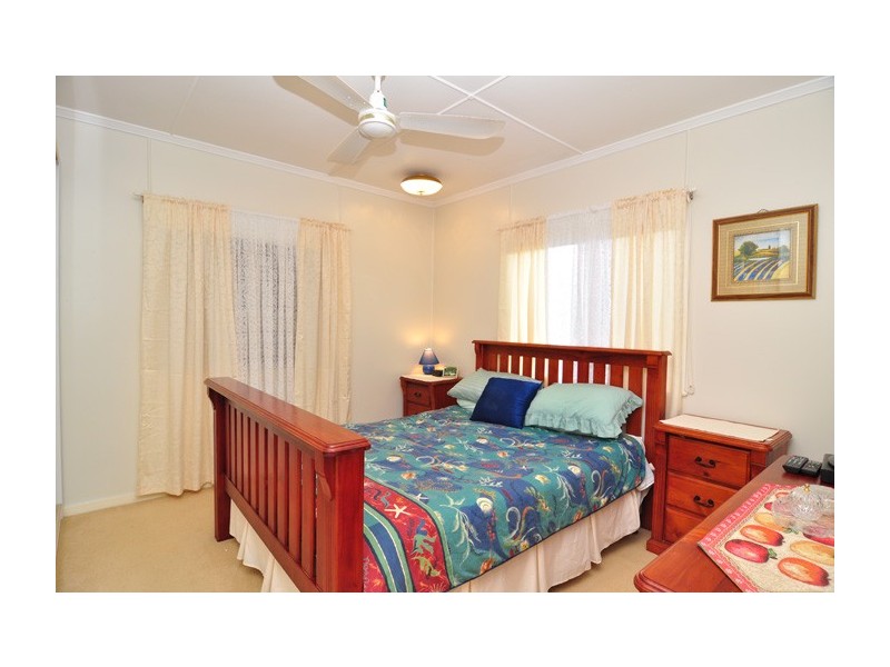9 Regent Street, Wynnum QLD 4178