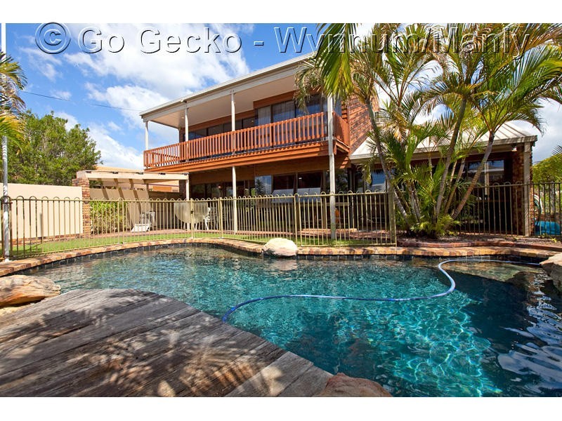 139 Ernest Street, Manly QLD 4179