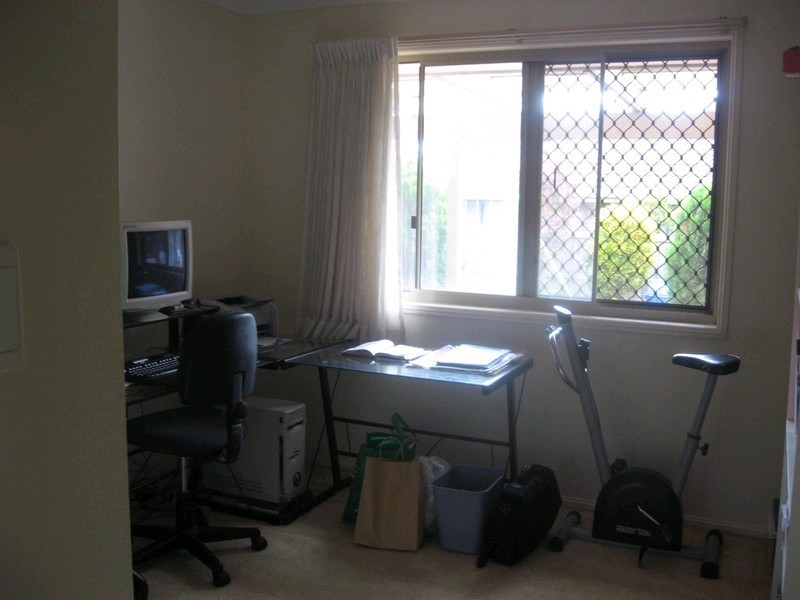 25 Caloundra Street, Manly West QLD 4179