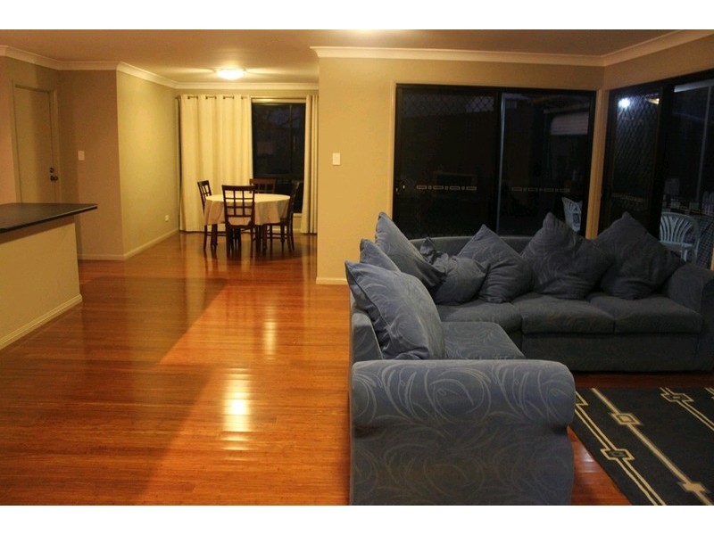 47A Gannon Avenue, Manly QLD 4179