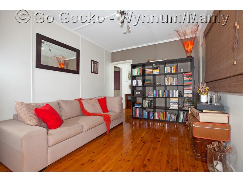 15 Haig Street, Wynnum West QLD 4178