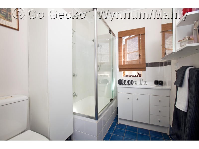 15 Haig Street, Wynnum West QLD 4178