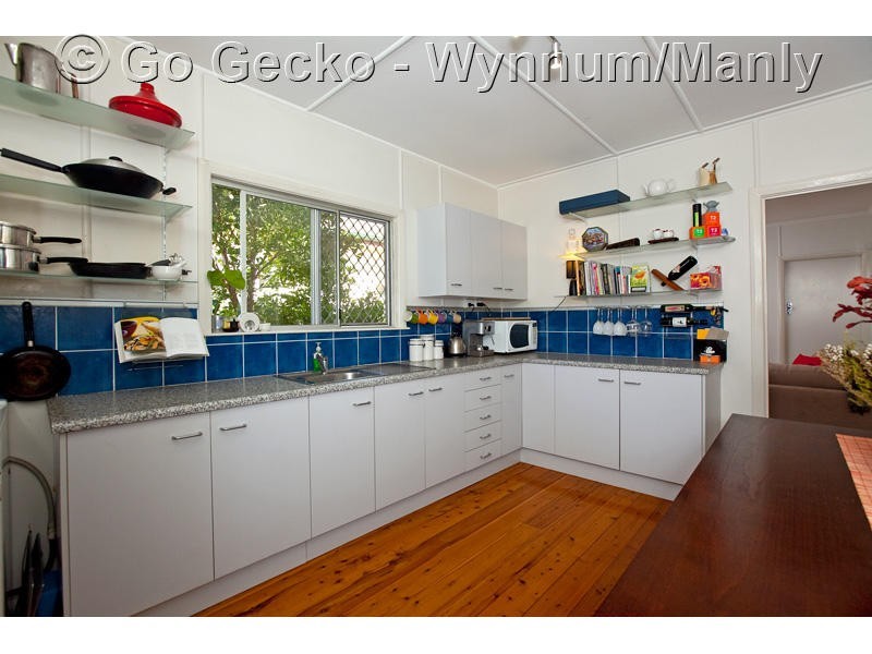15 Haig Street, Wynnum West QLD 4178