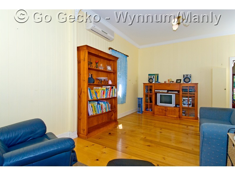 27 Ian Street, Lota QLD 4179