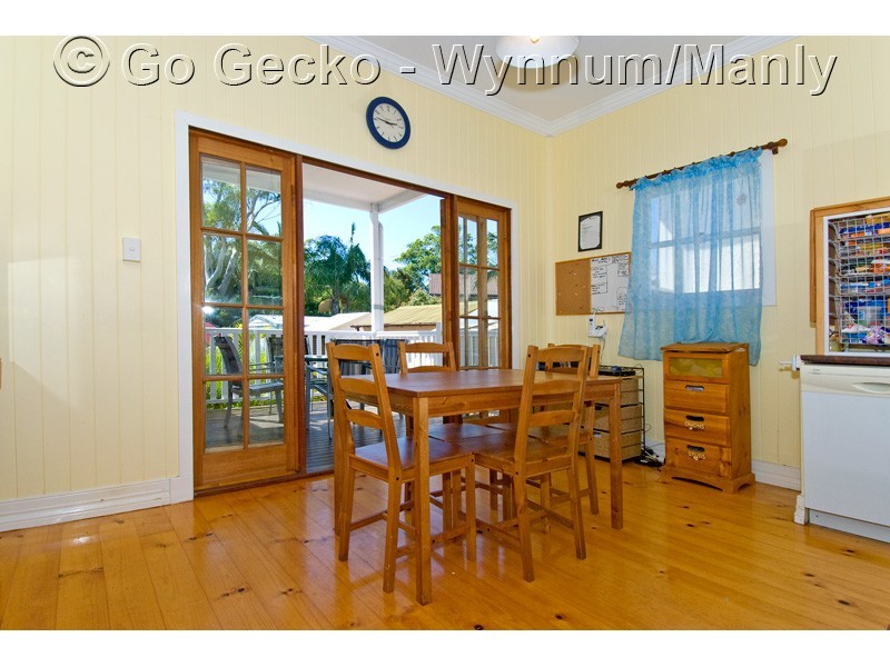 27 Ian Street, Lota QLD 4179