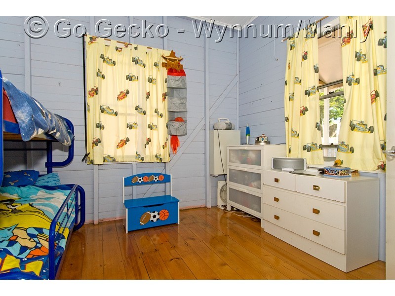 27 Ian Street, Lota QLD 4179