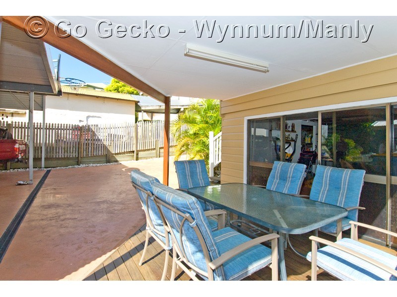 27 Ian Street, Lota QLD 4179