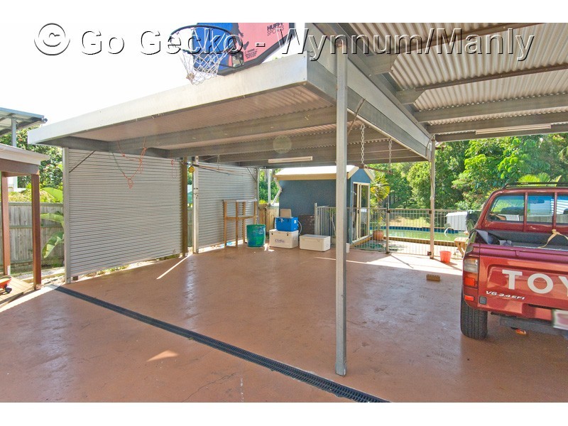 27 Ian Street, Lota QLD 4179