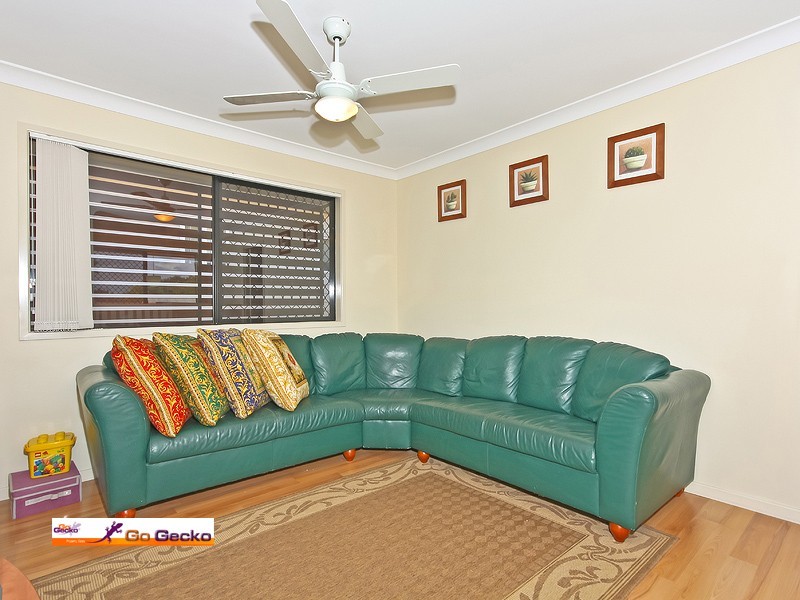 18 McCurley Street, Wynnum West QLD 4178