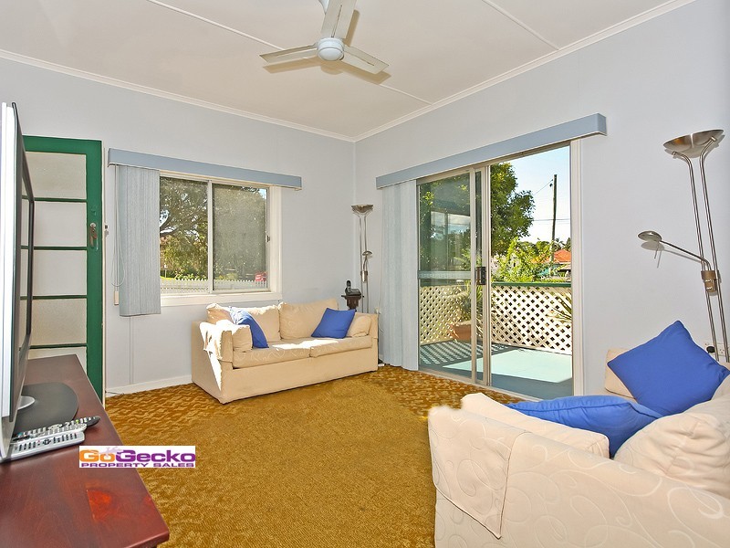 10 Berrimilla Street, Manly West QLD 4179