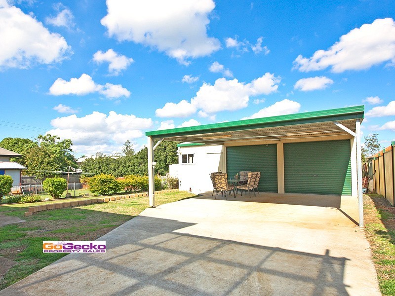 10 Berrimilla Street, Manly West QLD 4179