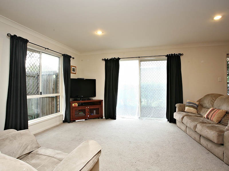 10/27 Camille Crescent, Wynnum West QLD 4178