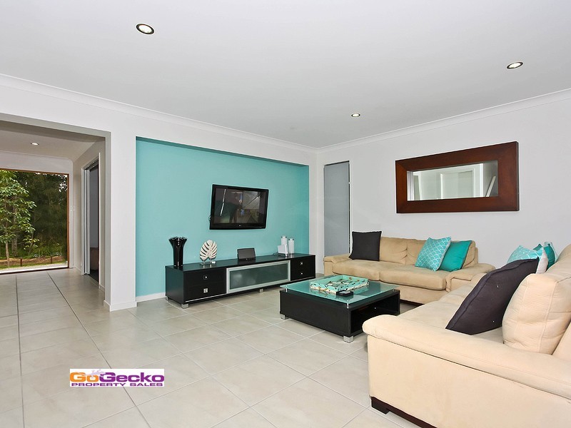 7 Treetop Place, Manly West QLD 4179