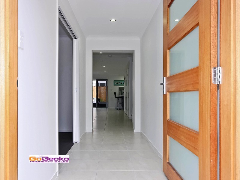 7 Treetop Place, Manly West QLD 4179