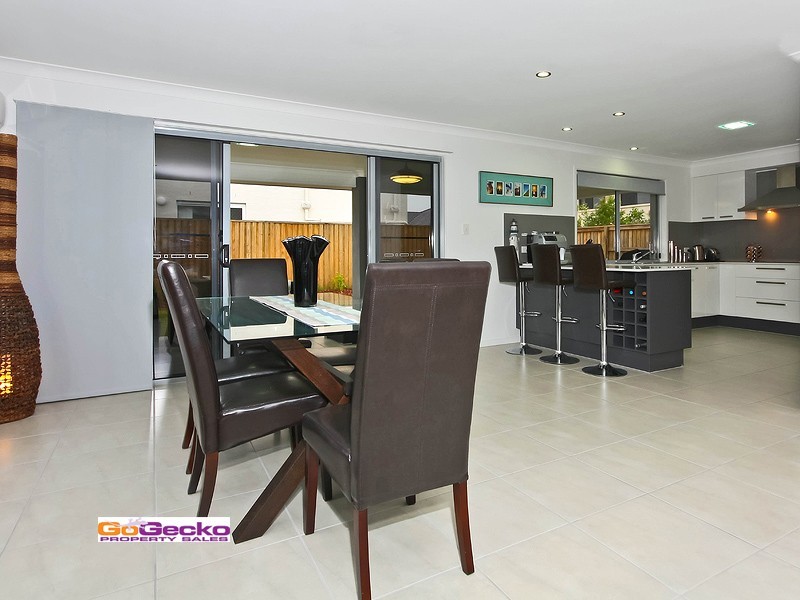 7 Treetop Place, Manly West QLD 4179