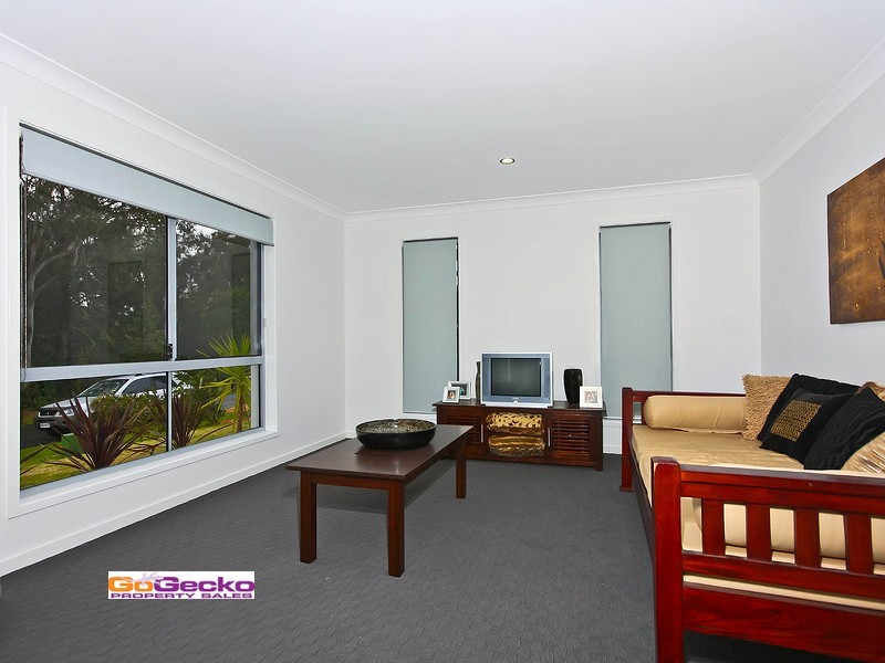 7 Treetop Place, Manly West QLD 4179