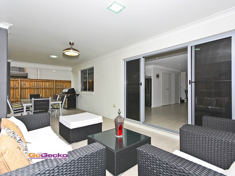7 Treetop Place, Manly West QLD 4179
