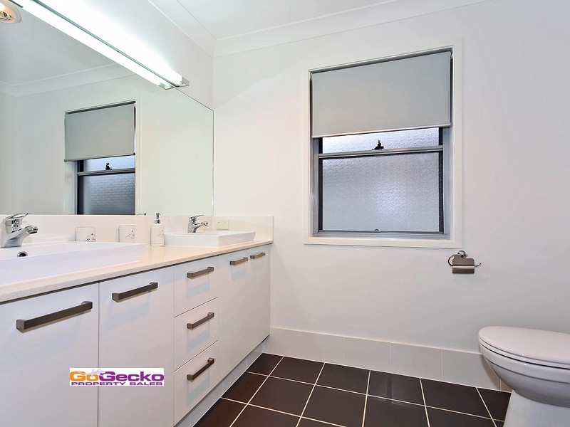 7 Treetop Place, Manly West QLD 4179