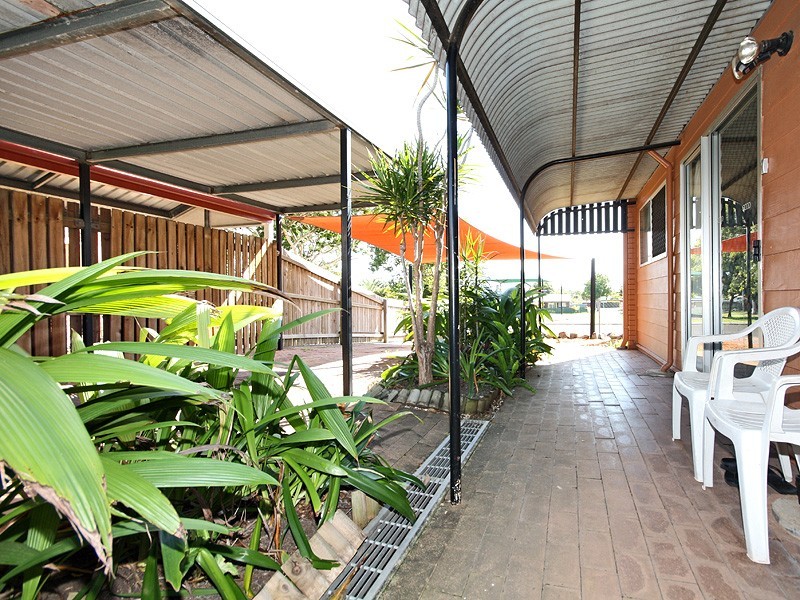 6 Banks Crescent, Wynnum West QLD 4178