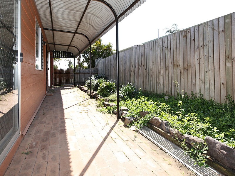 6 Banks Crescent, Wynnum West QLD 4178