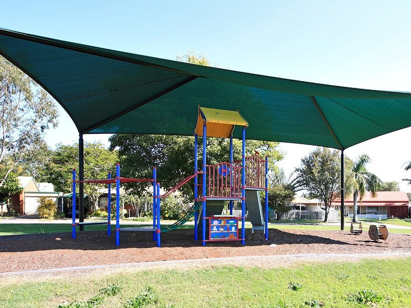 6 Banks Crescent, Wynnum West QLD 4178