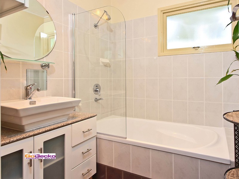 130 Besham Parade, Wynnum QLD 4178