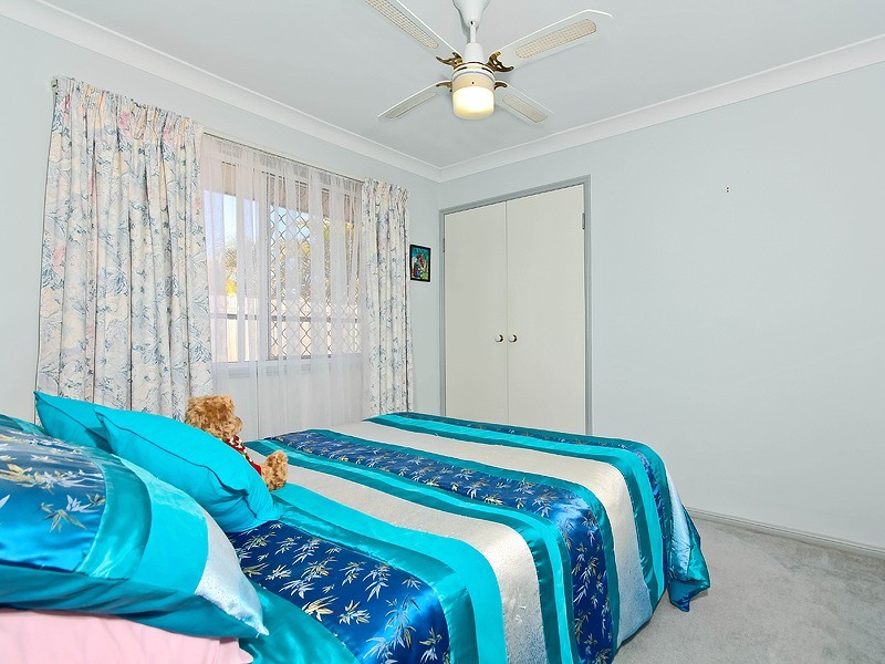 16 Eadie Place, Hemmant QLD 4174