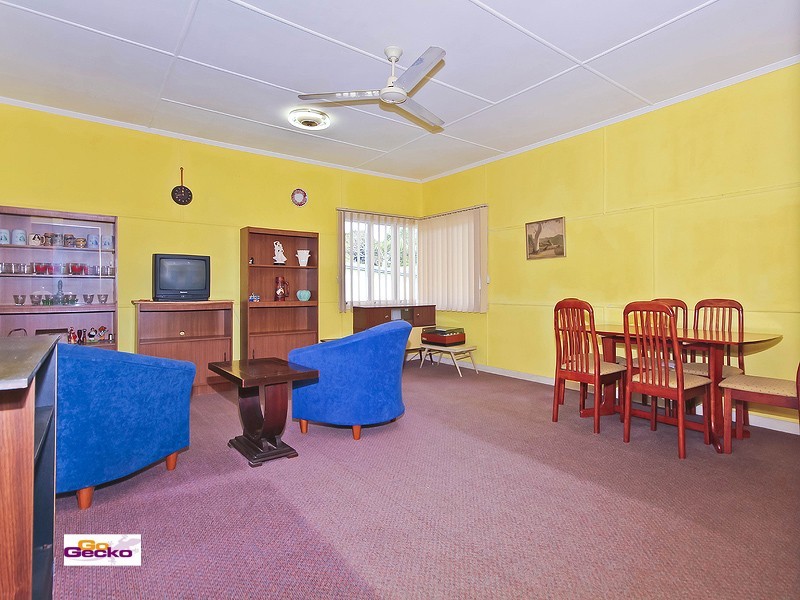 30 Daniel Street, Lota QLD 4179