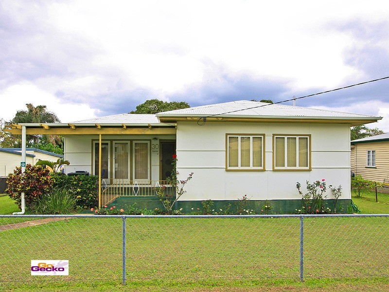 30 Daniel Street, Lota QLD 4179